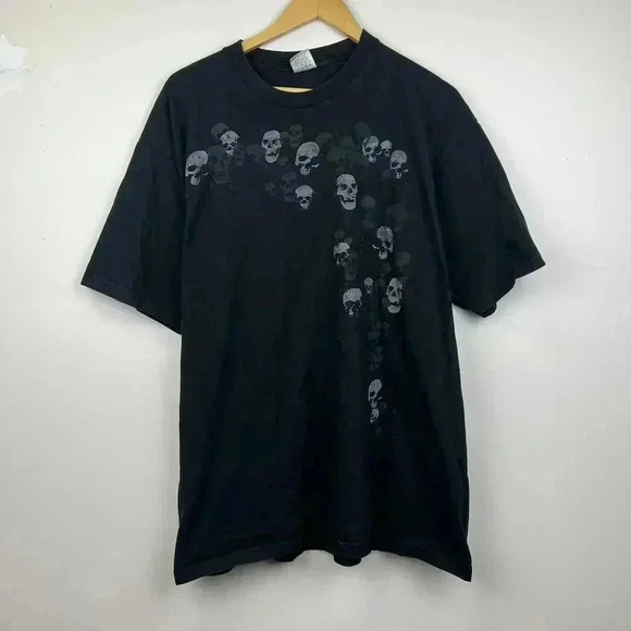 Vintage Edgy Skull Graphic Tee - Black Short Sleeve T-Shirt Cygnus - Picture 1 of 4